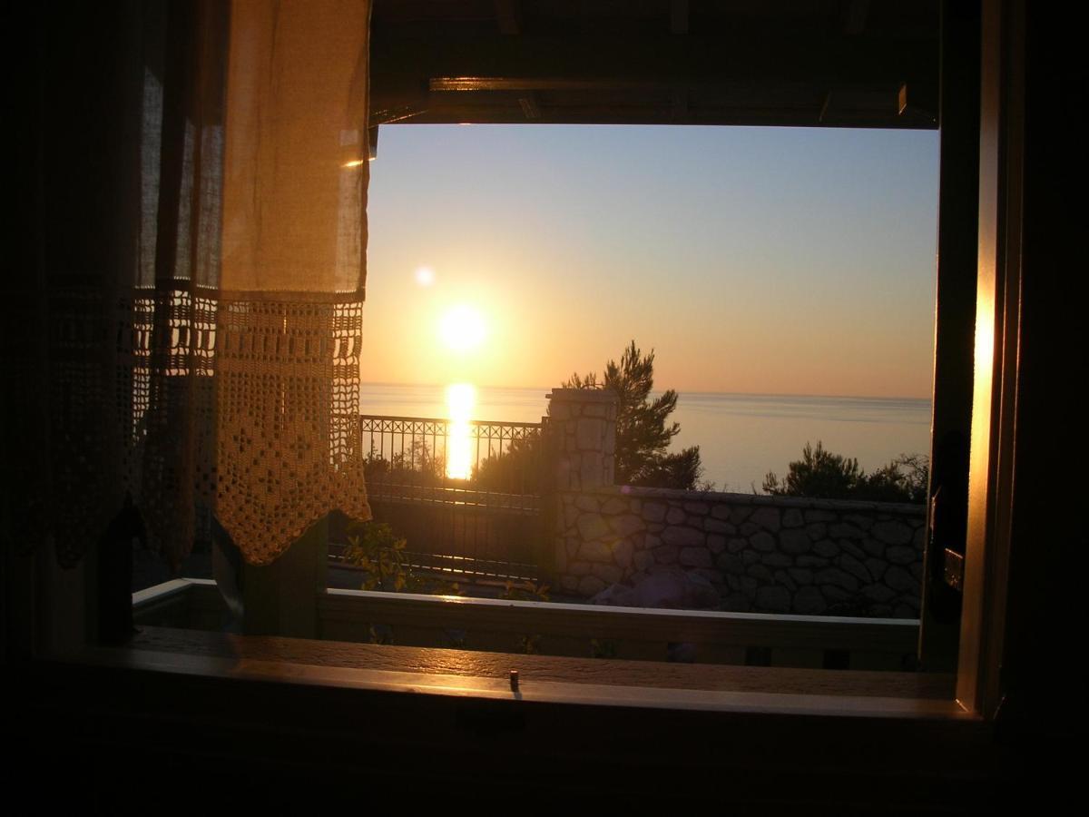 Deep Blue- Rosemary Sea View Apartment Agios Nikitas Exterior photo