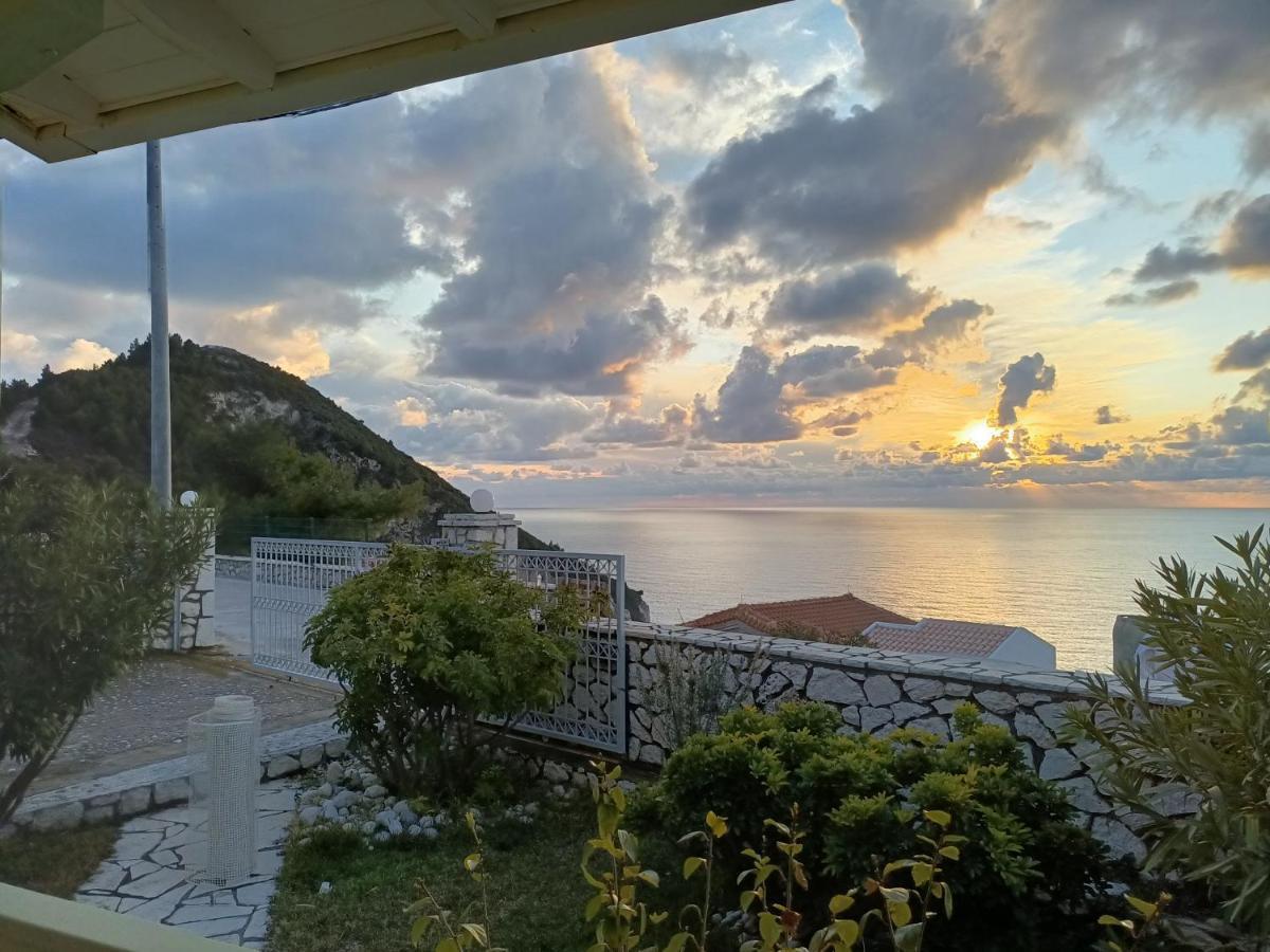 Deep Blue- Rosemary Sea View Apartment Agios Nikitas Exterior photo